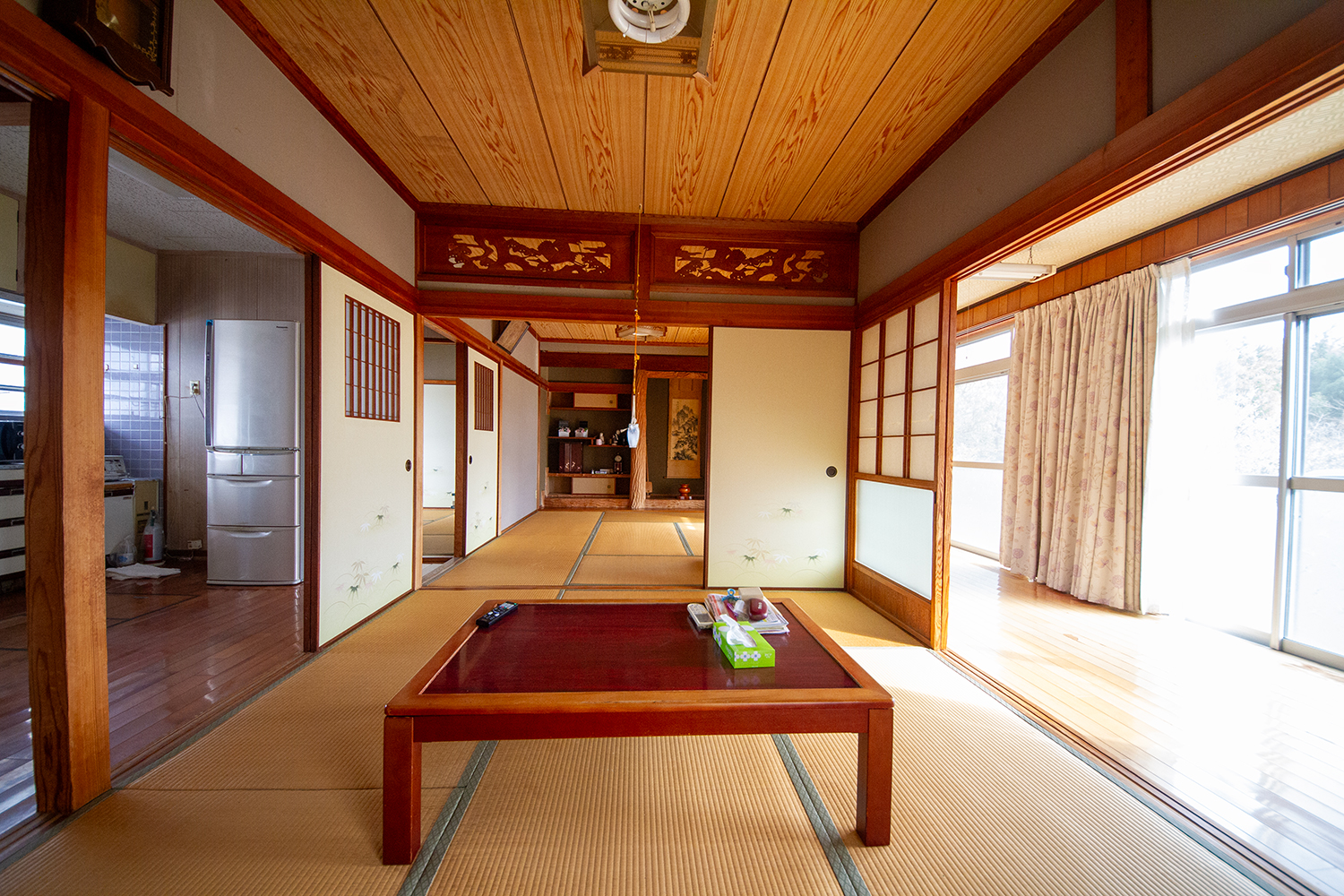 detached 菓子野町