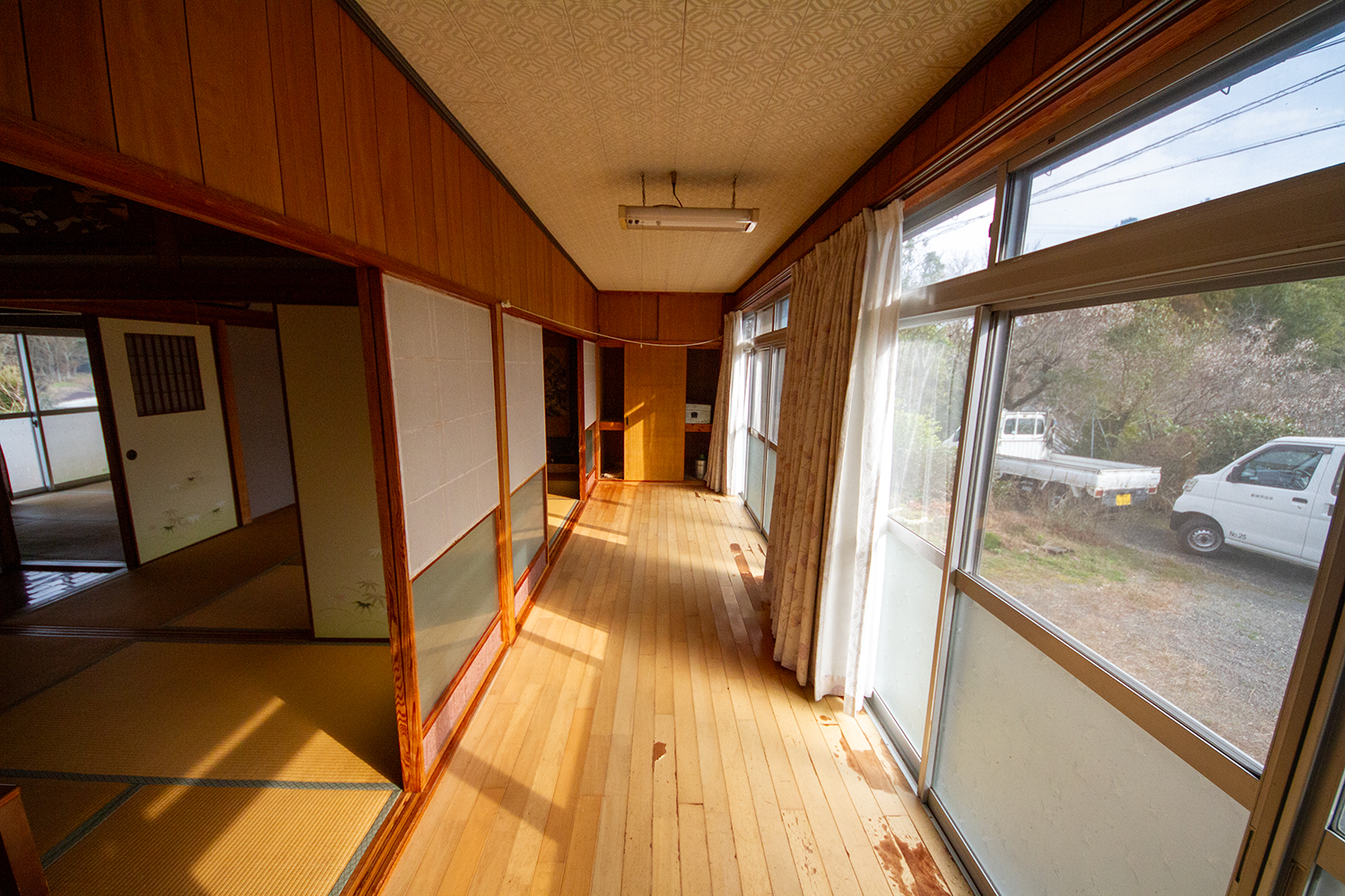 detached 菓子野町