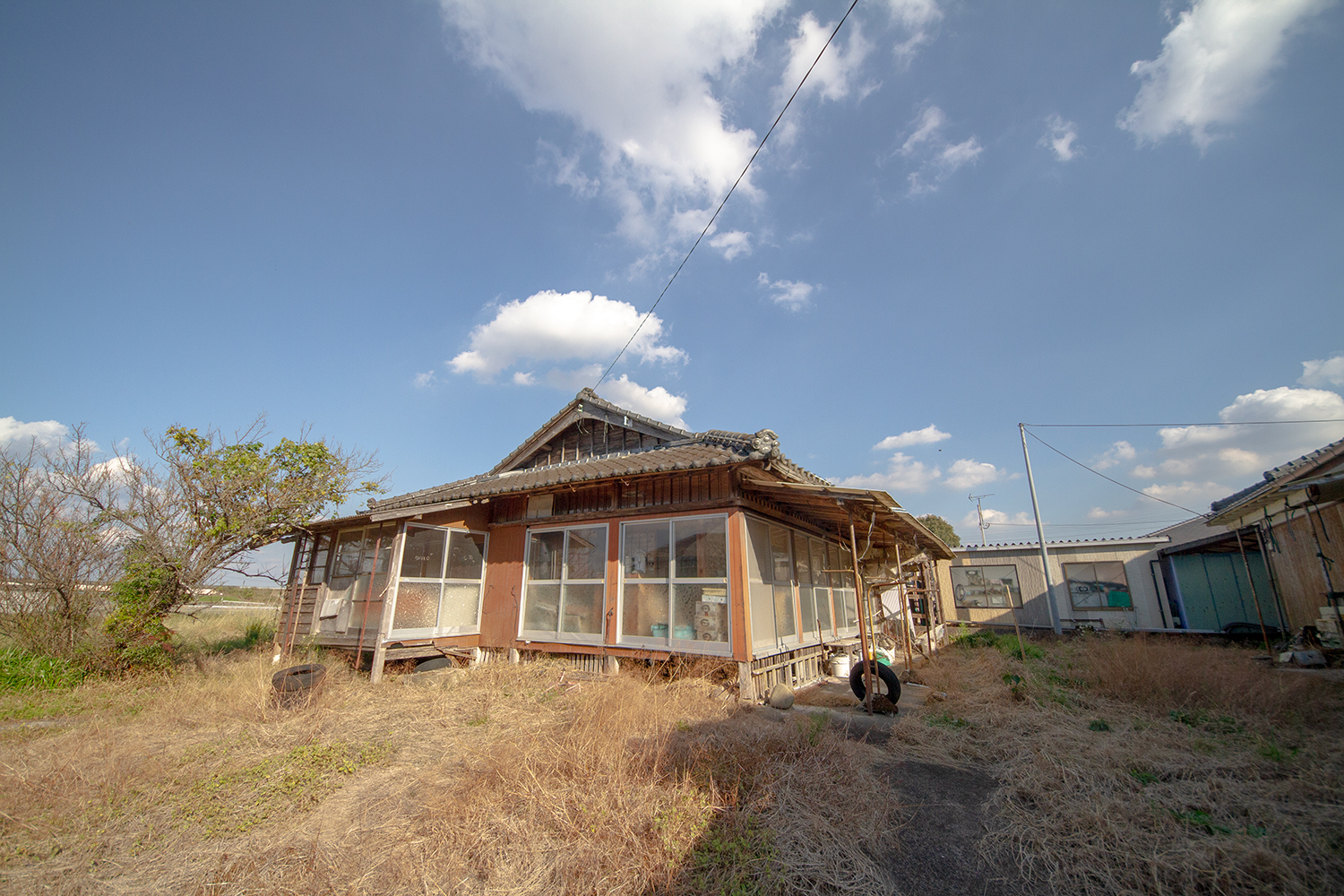 detached 太郎坊町