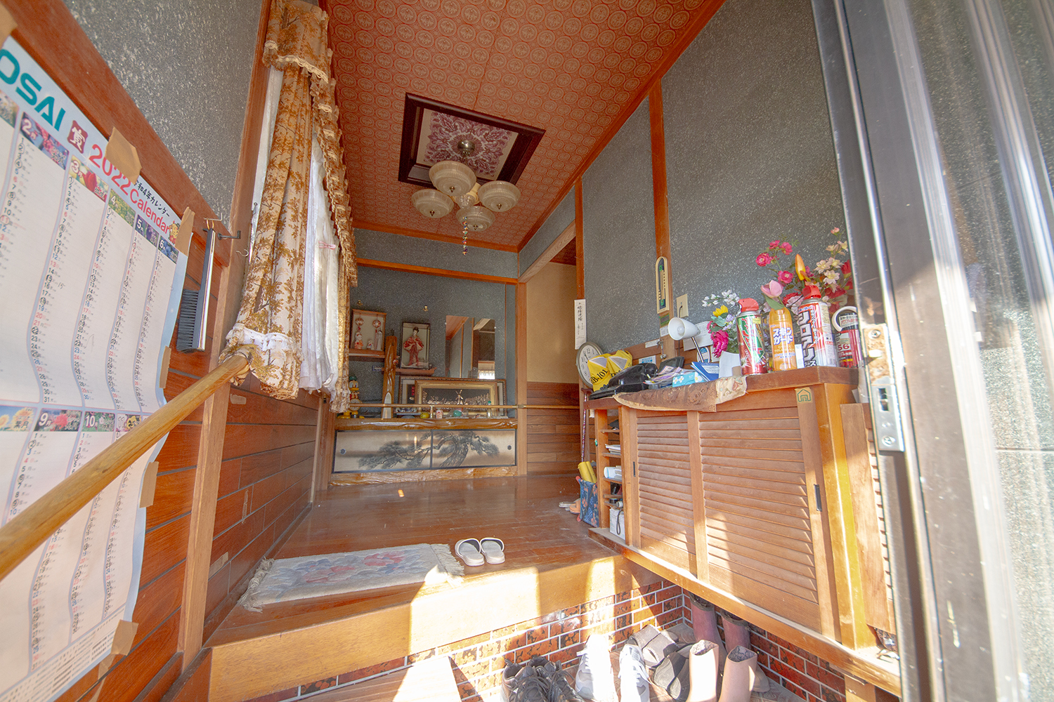 detached 太郎坊町