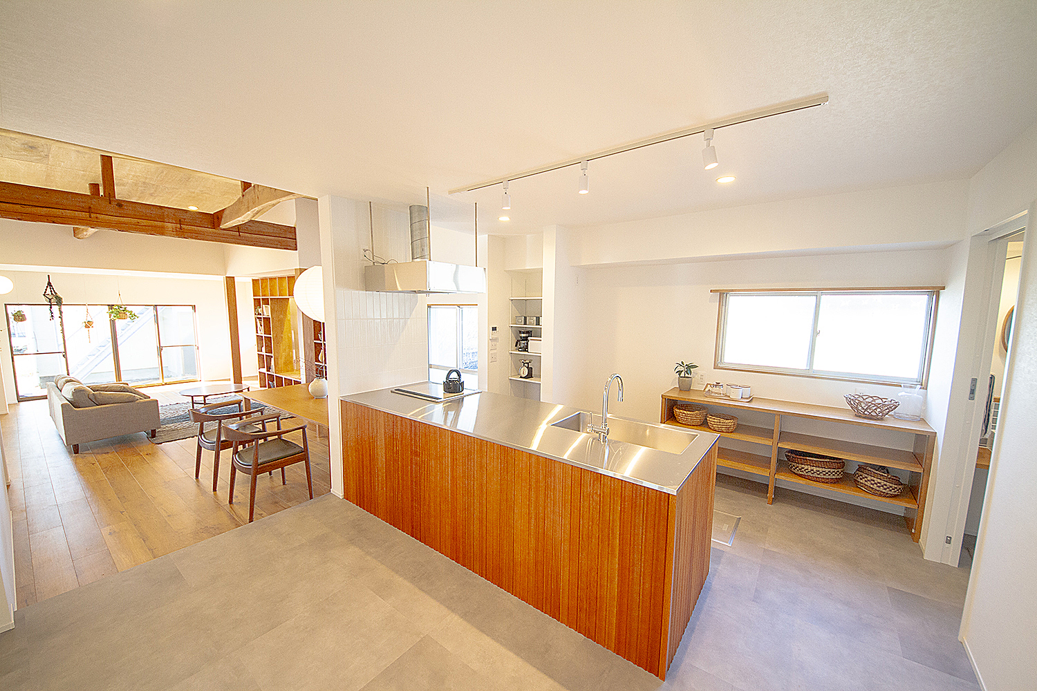 detached 菖蒲原町