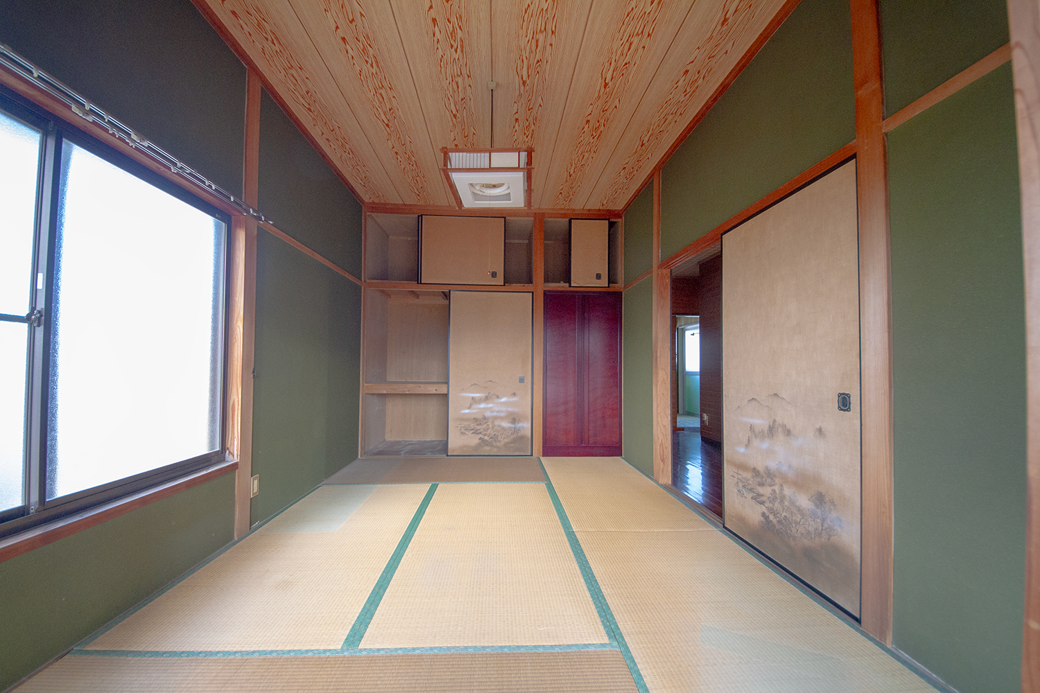 detached 安久町